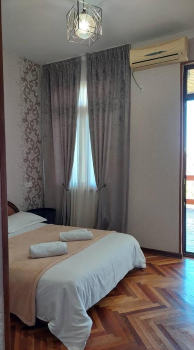 Guesthouse "Door" In Szenaki Kültér fotó